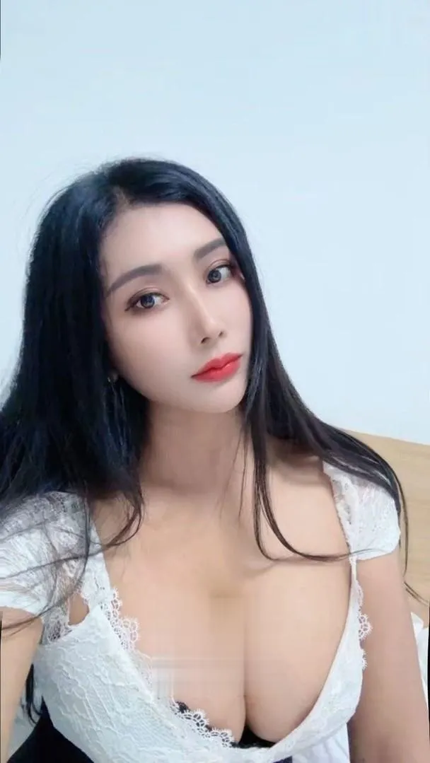 性感大奶颜值御姐