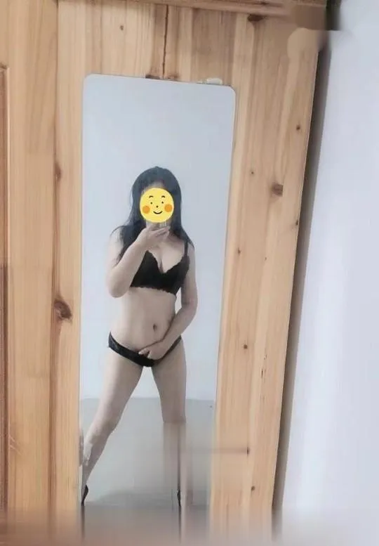 胸形很好看的小姐姐
