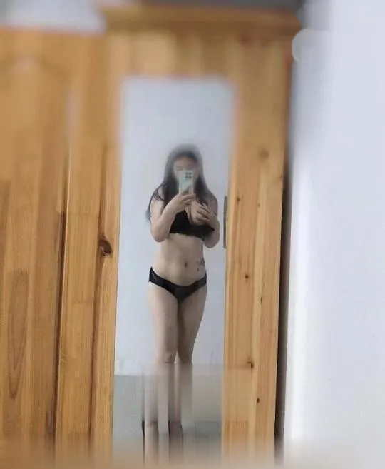 胸形很好看的小姐姐