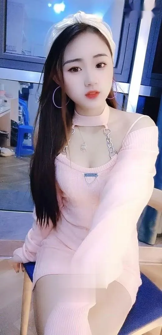 轻熟小妖精