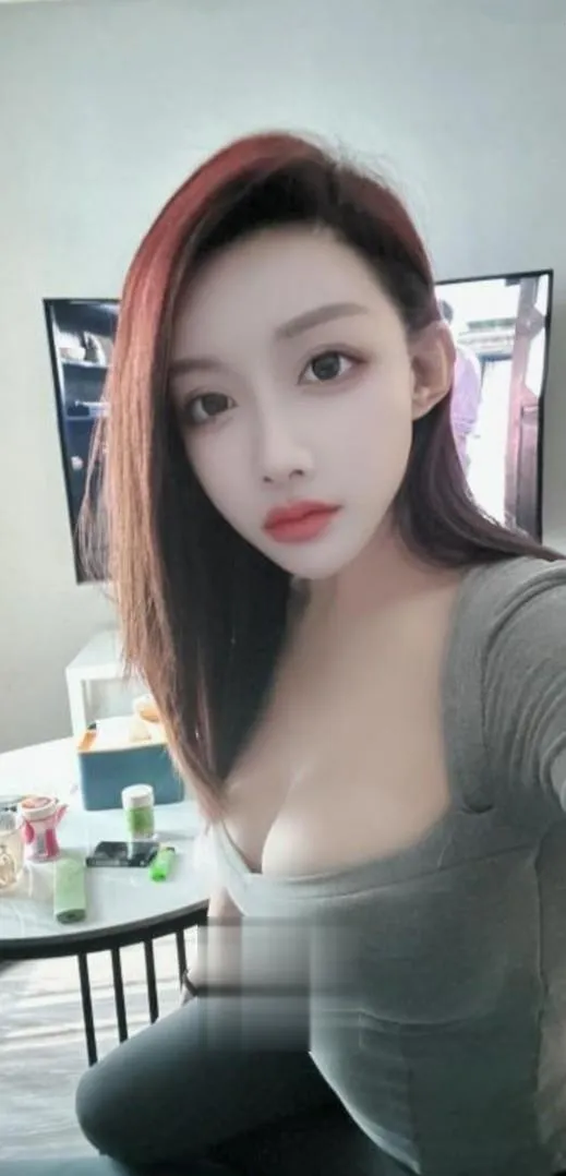 南城性感风骚御姐