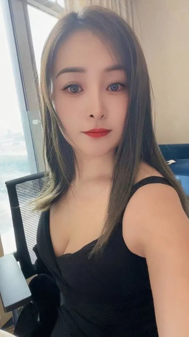 韵味水多大胸骚货少妇