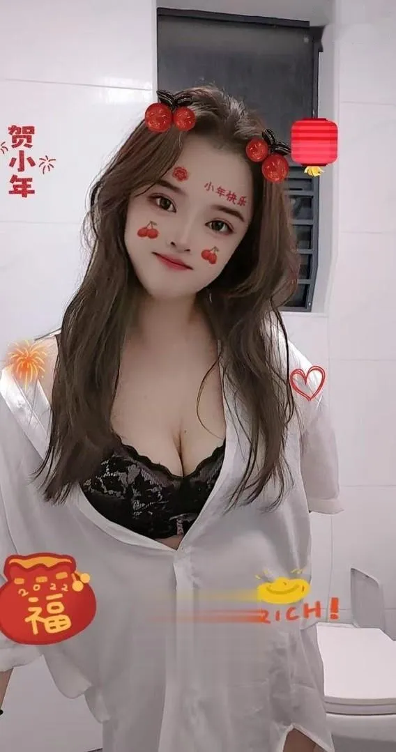 榨干我的性感尤物