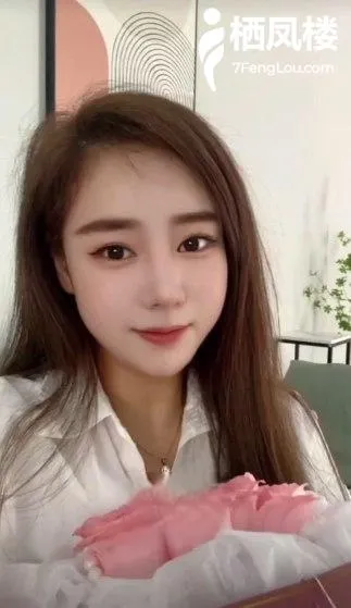  吸力十足榨汁妹