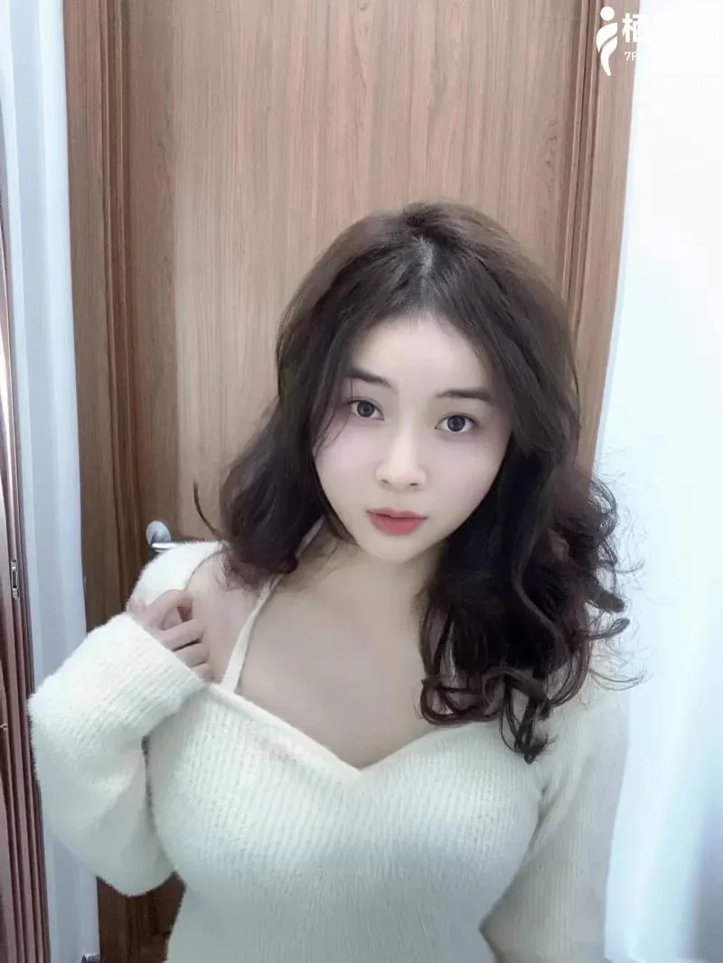颜值气质美女