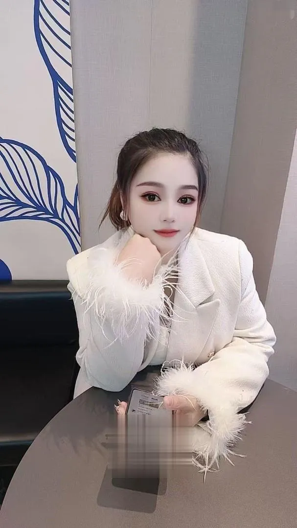 布吉妖妖老师
