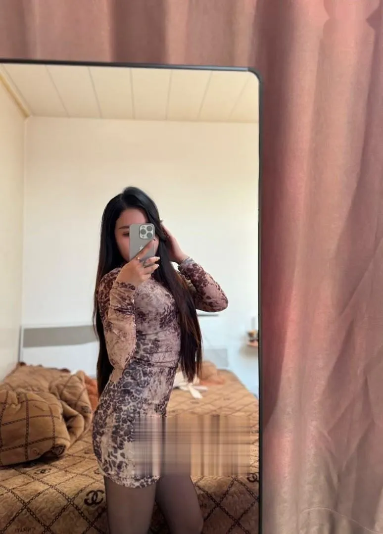 长春上门车震3p小美女