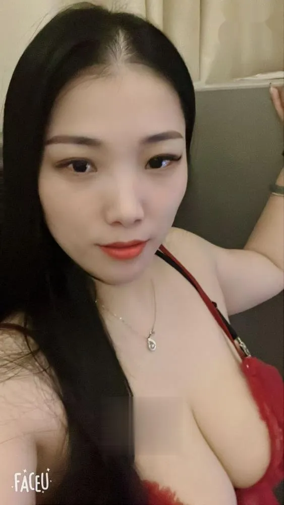 体验纯肉欲型少妇