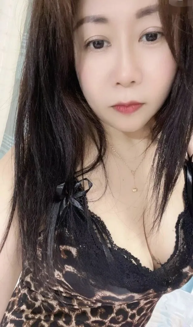 无锡大奶熟妇燕燕