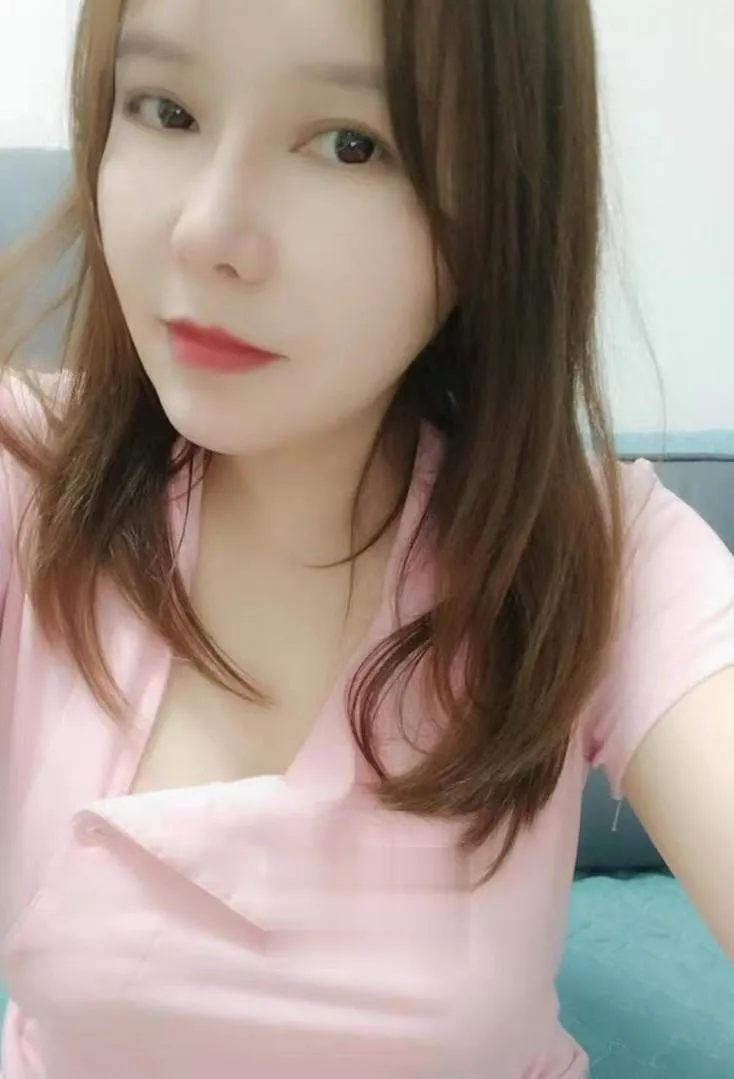 大胸小娟老师