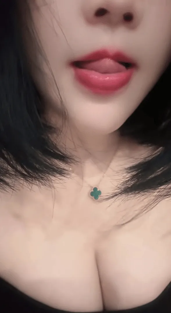 邂逅颜值御姐