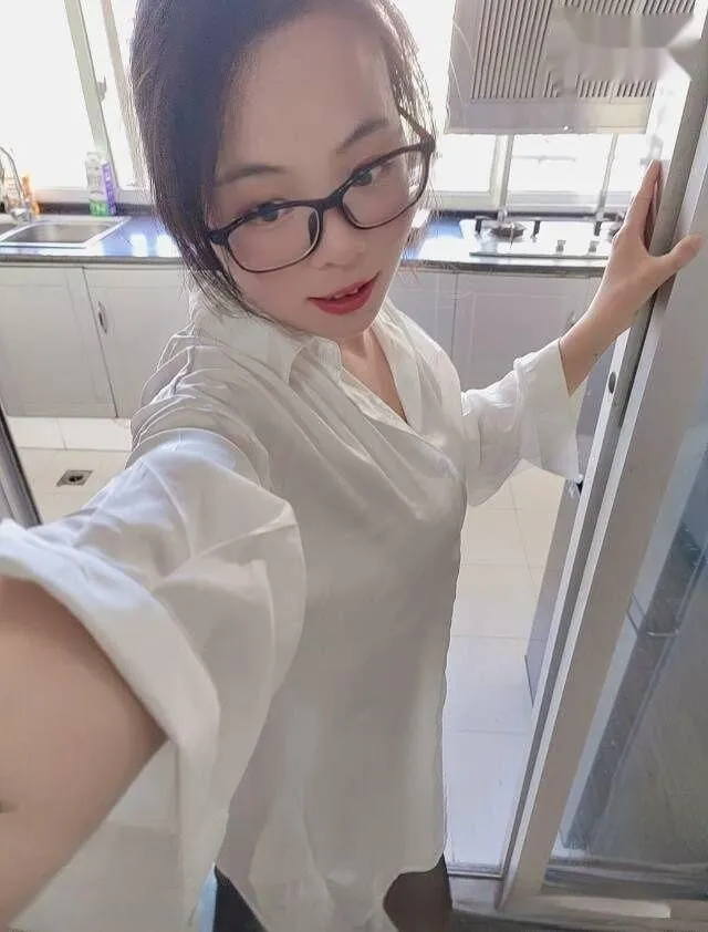 滨江小姐姐口技一流