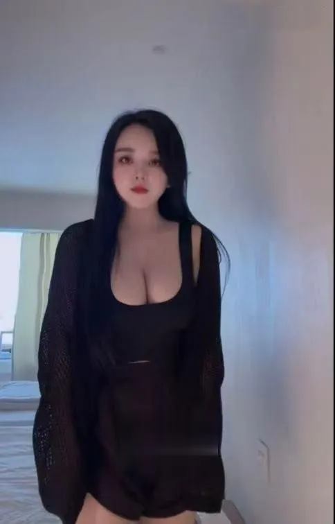 黄埔性感妖娆温柔似水服务系小姐姐