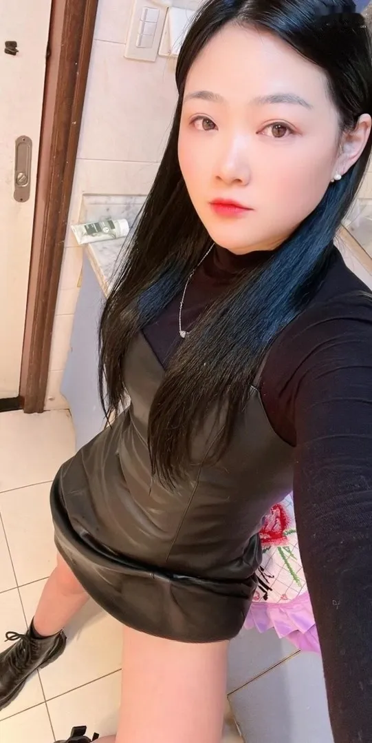 可爱妹妹会喷水