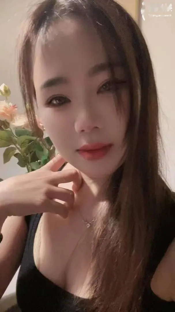 萝莉音嫩妹会叫水多