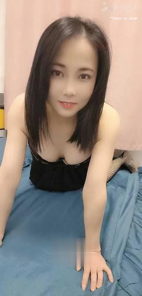 番禺性感迷人小狐狸