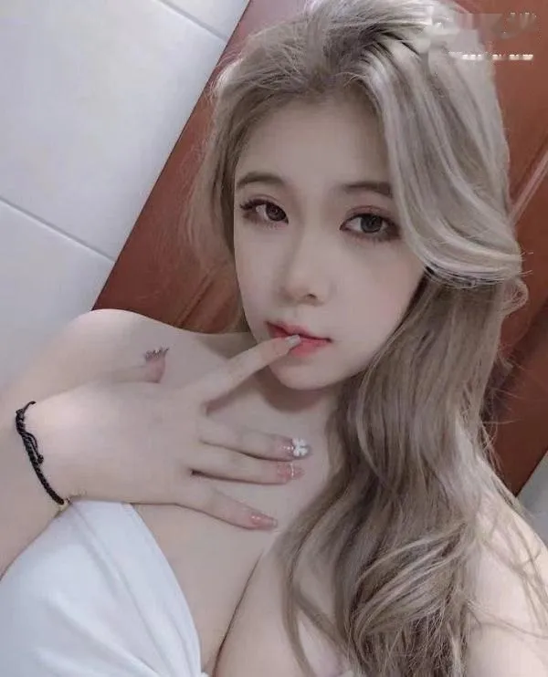 芜湖丰满大胸骚妹秋秋活好