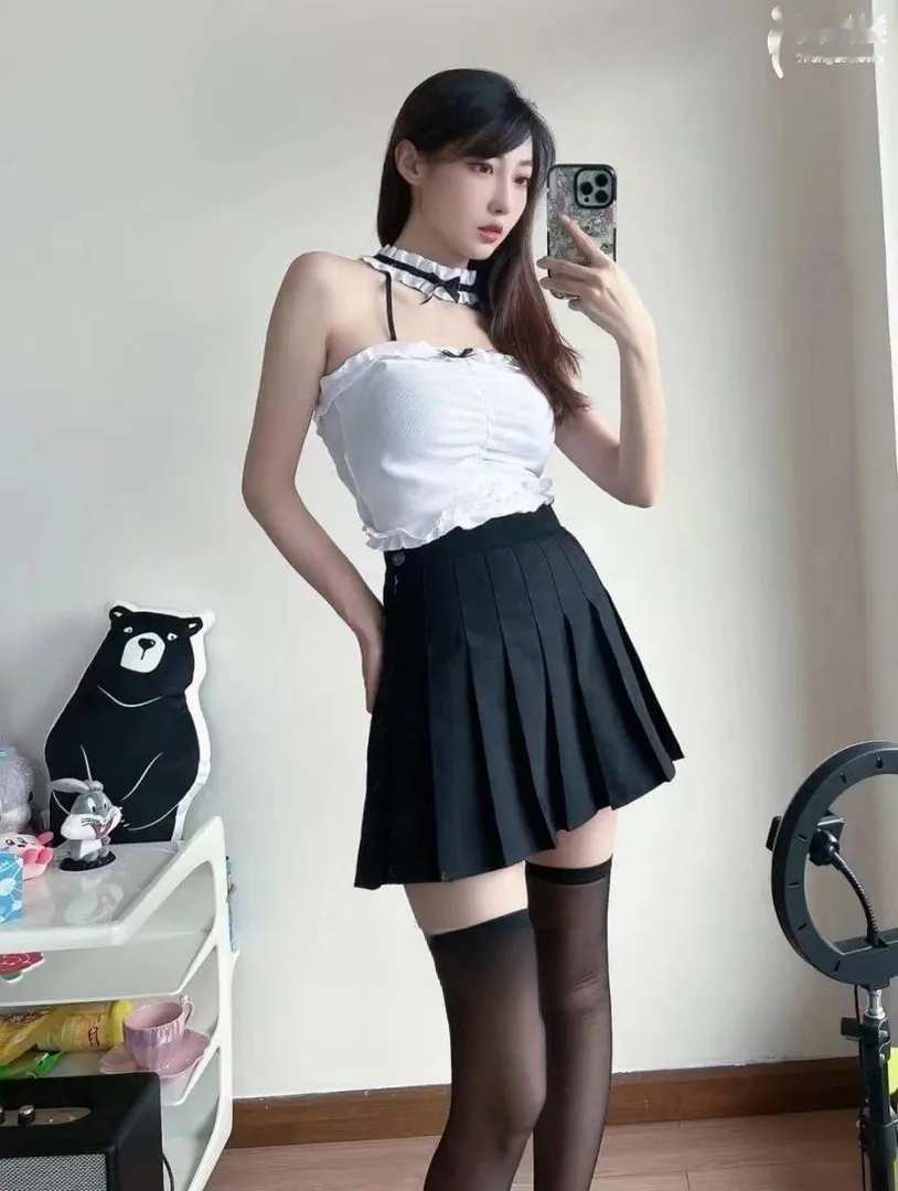 未央轻熟妩媚御姐