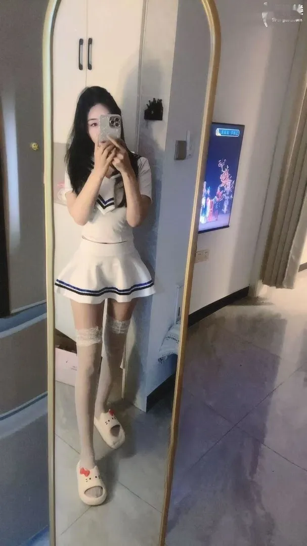 苗条细腰淑女晚晚