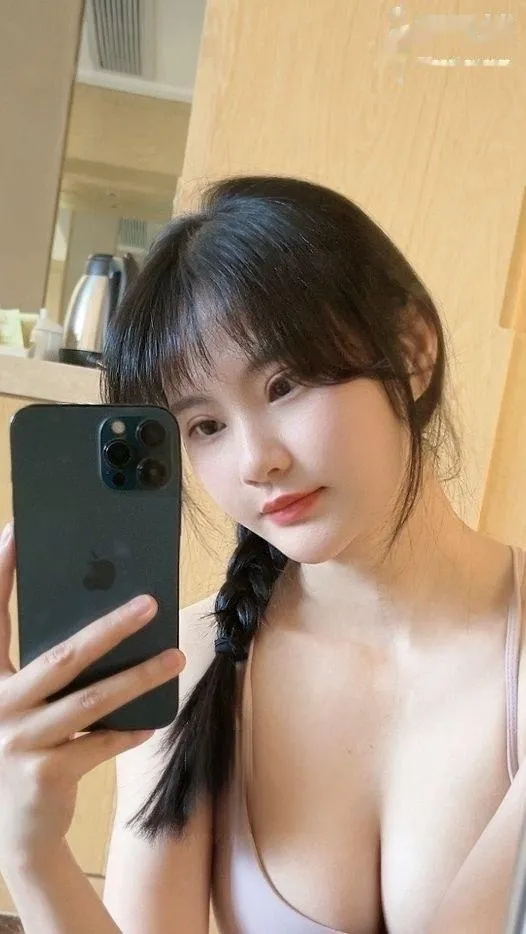 厦门妩媚身材很好的妹子