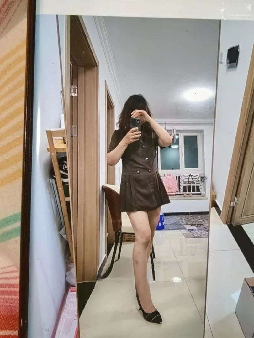 三张车震少妇
