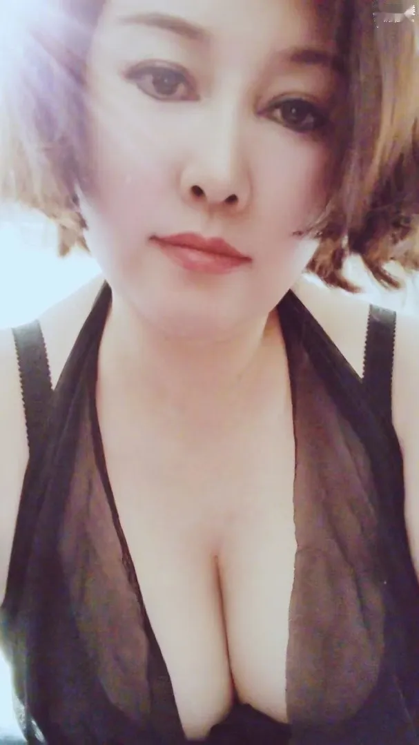 三通颜色熟女