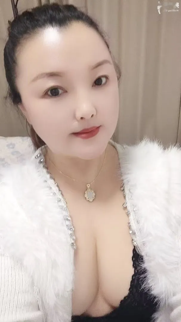 可以视频的大屁股少妇