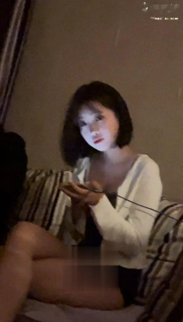骚逼身材很棒，服务一流