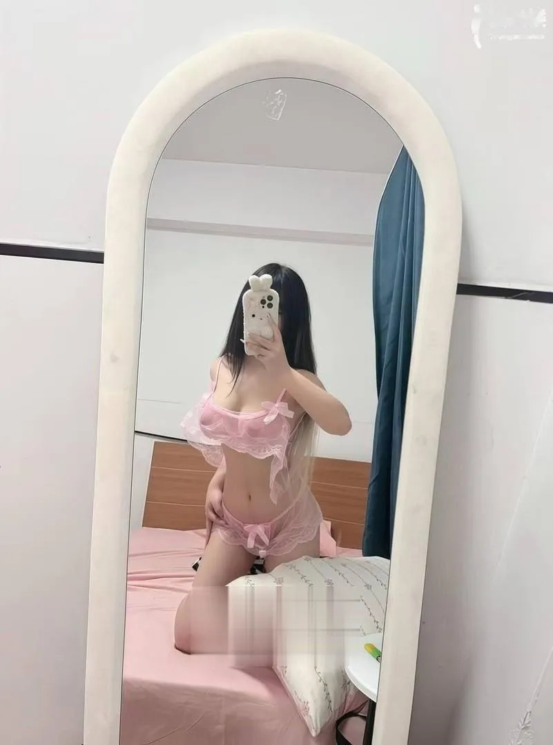 静安性感女友系妹纸