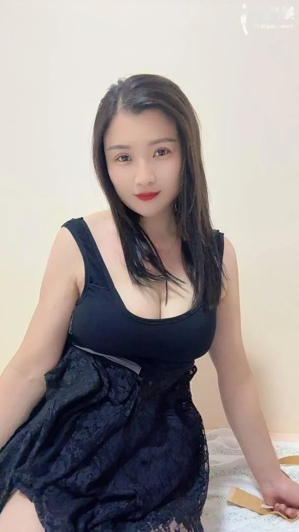 极品嫩妹自带房