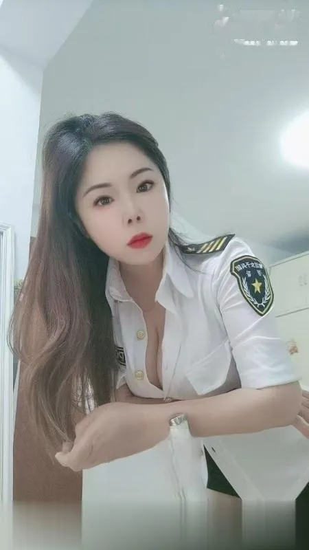 御姐丰满东北妞