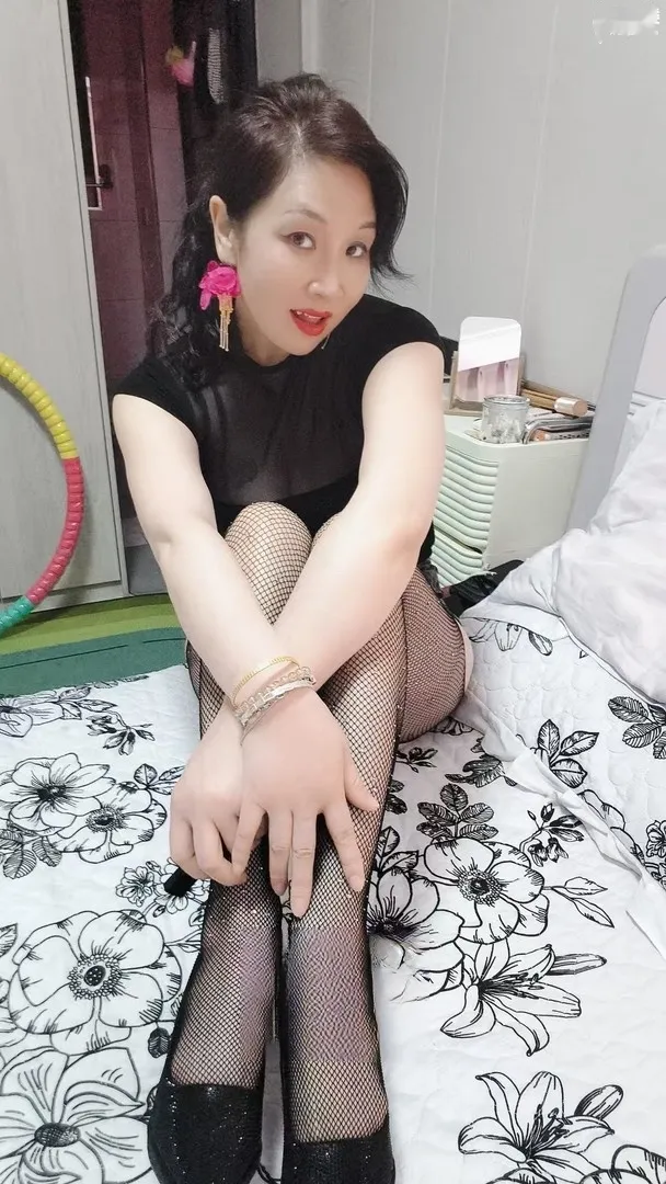 滨江丰满圆润大凶熟女