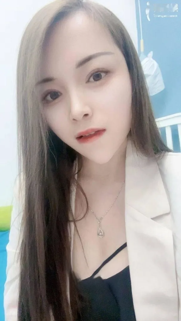 浦东风骚炮架子小骚货