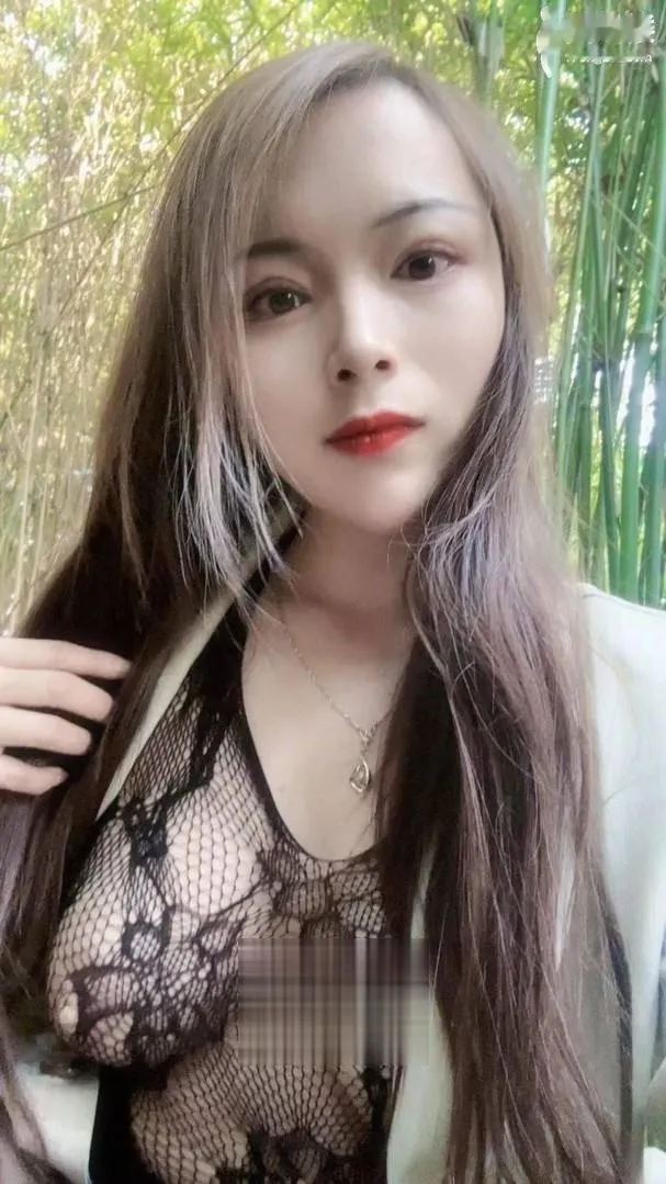 浦东风骚炮架子小骚货