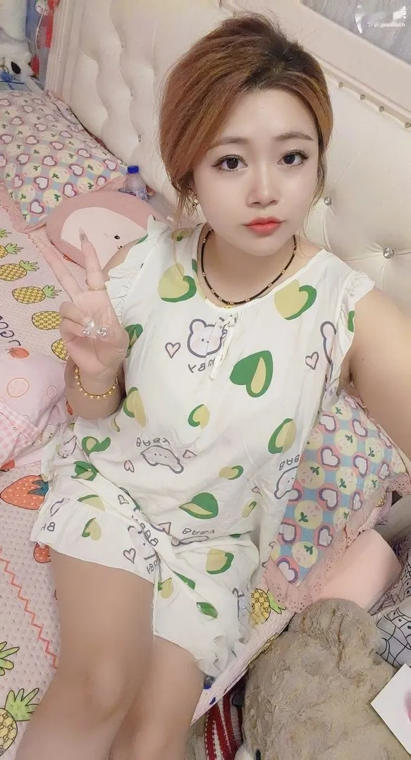 服务系大奶御姐