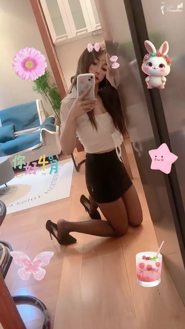 性感妩媚小姐姐