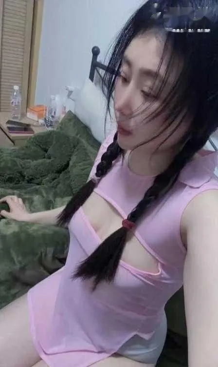 性大喷水性价比骚妇