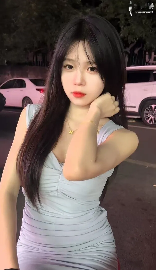 深圳巨乳尤物炮架极品身材