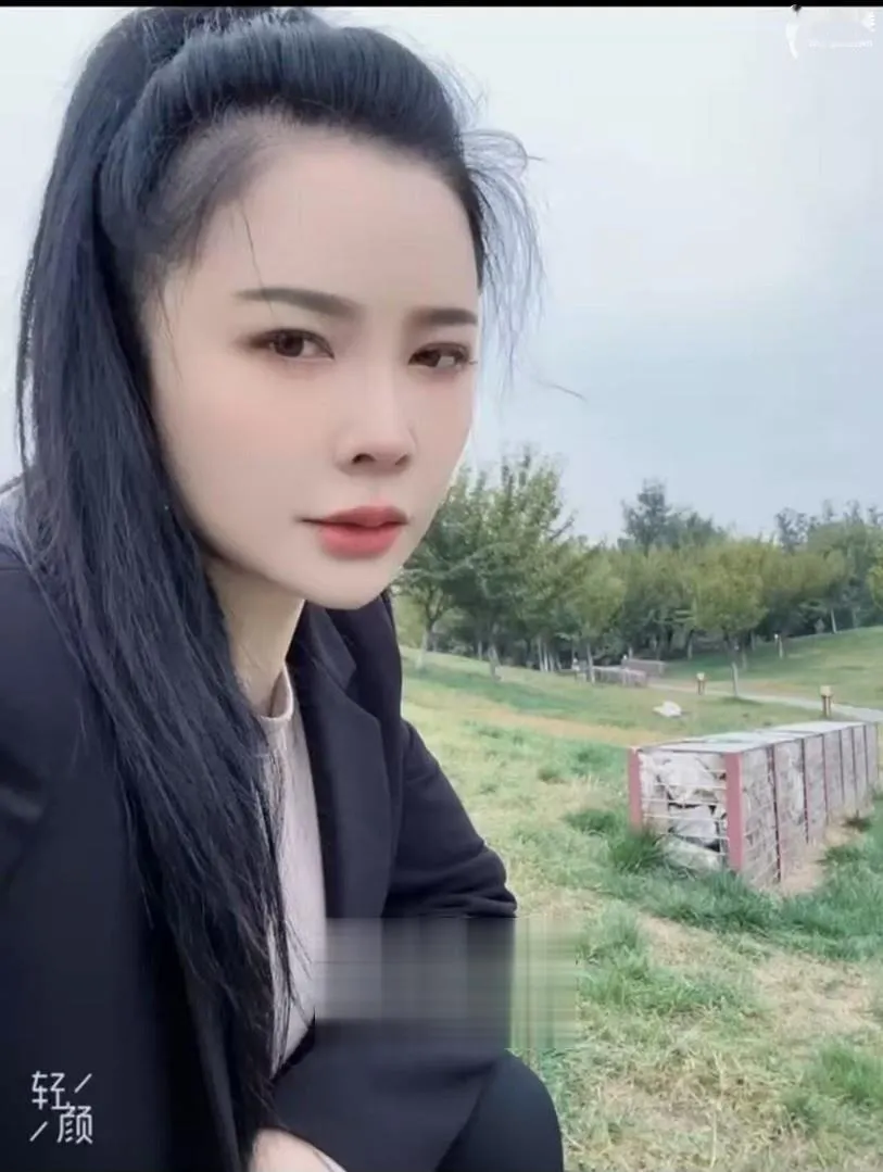 身材超棒的小少妇