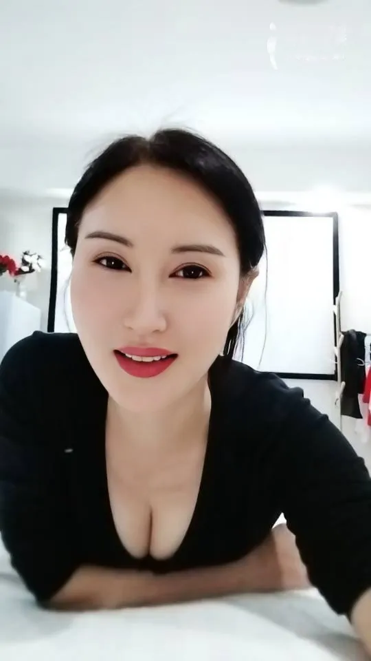 双腿很柔韧