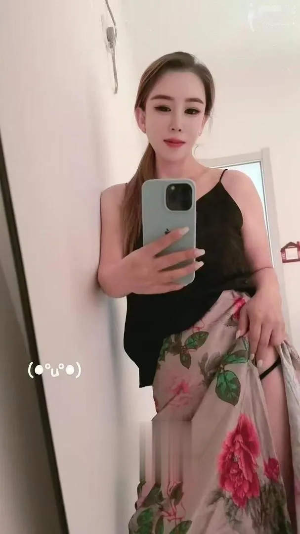 居家清纯小姐姐一枚