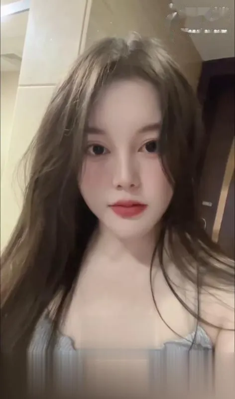 巨臀潮喷妍妍