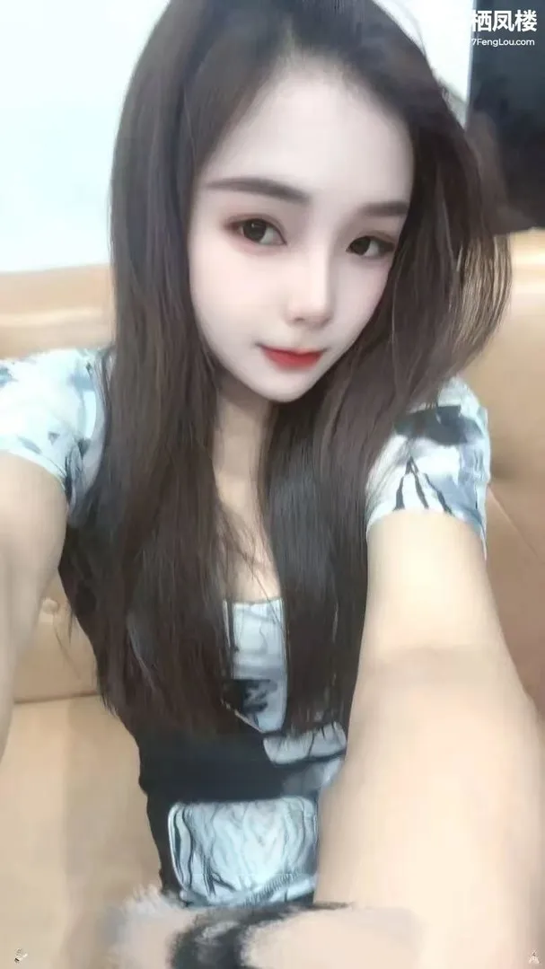 水多逼紧易高潮的妹子