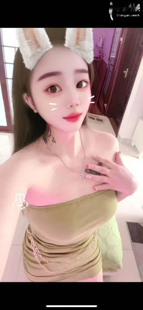 进门后第一眼就非常满意，亲切的喝不喝水