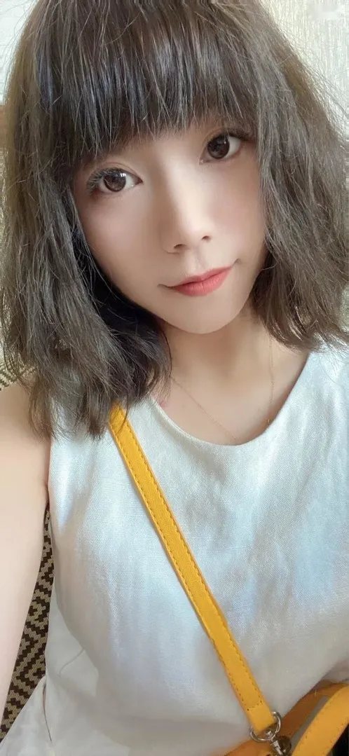 清纯稚嫩颜值小妹仔