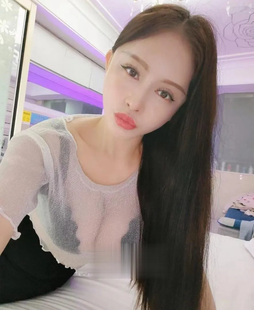 长沙中少妇大奶小月月