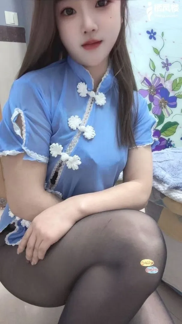 甜美妹子小然