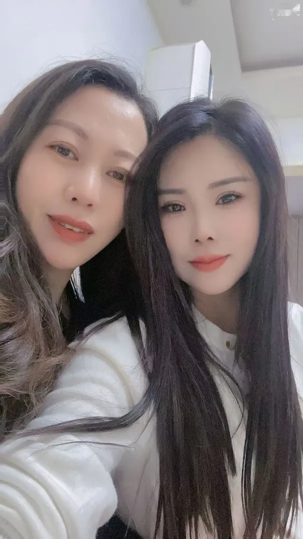 南京母女花双飞