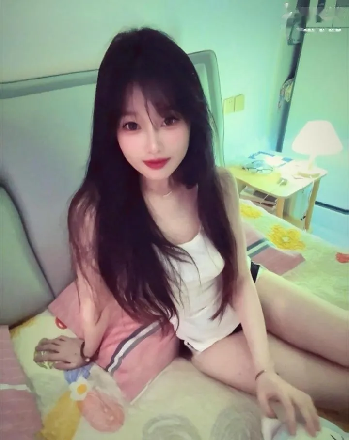 吴江粉嫩超骚小姐姐
