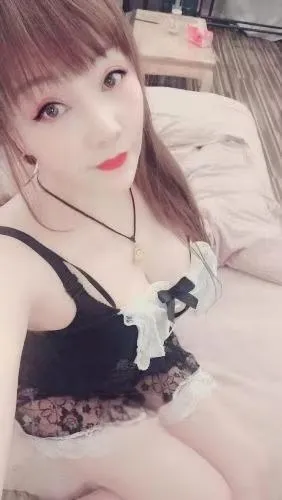 服务不错的丰满小姐姐